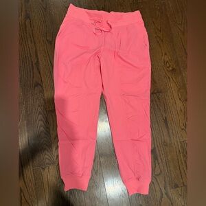 NWT Lululemon Women’s *LINED* Dance Studio Joggers Regular - Size 10